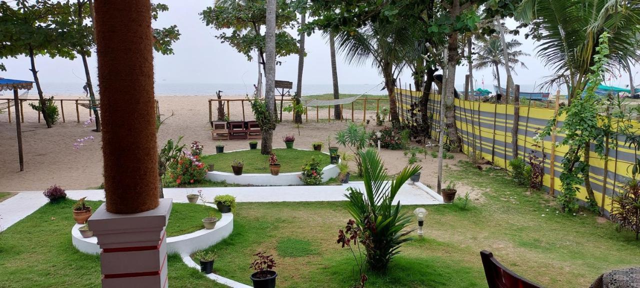 Marari Phoenix Beach Homestay Марарікулем Екстер'єр фото