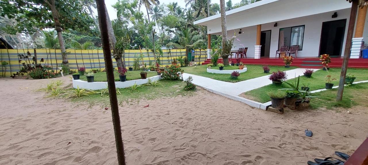 Marari Phoenix Beach Homestay Марарікулем Екстер'єр фото